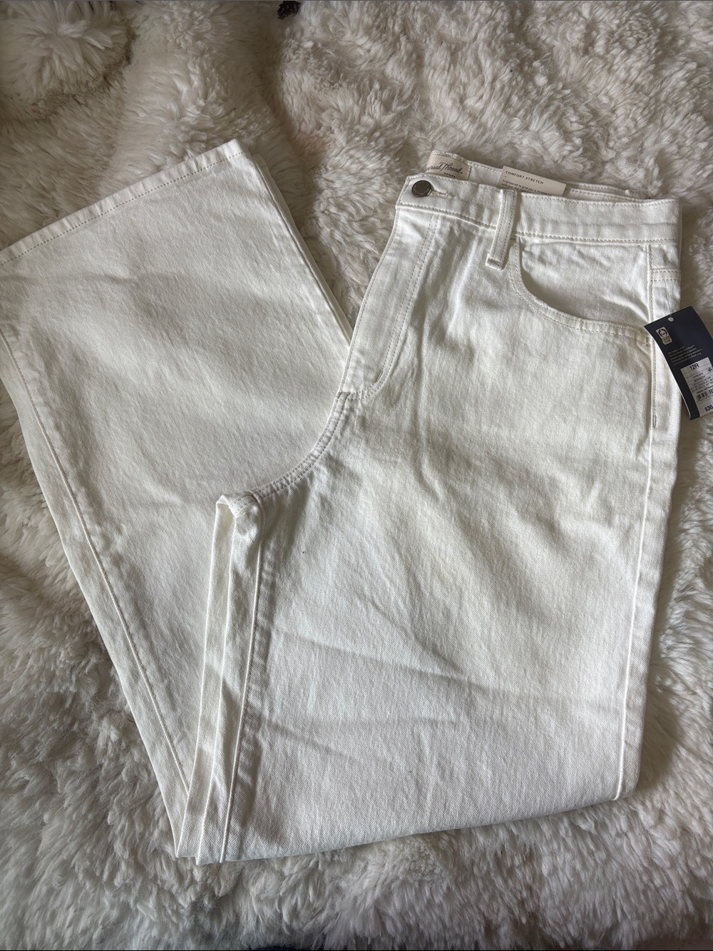 Universal Thread Women's White Flare Jeans